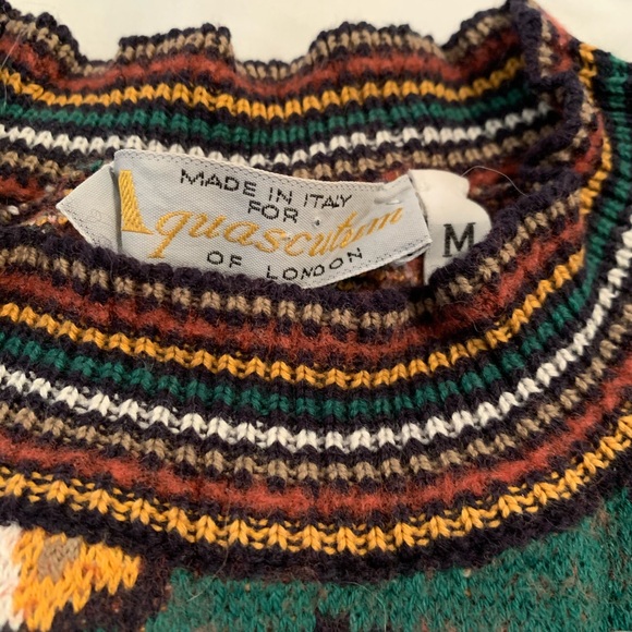 Vintage Aquascutum sweater in size M. - Picture 3 of 3